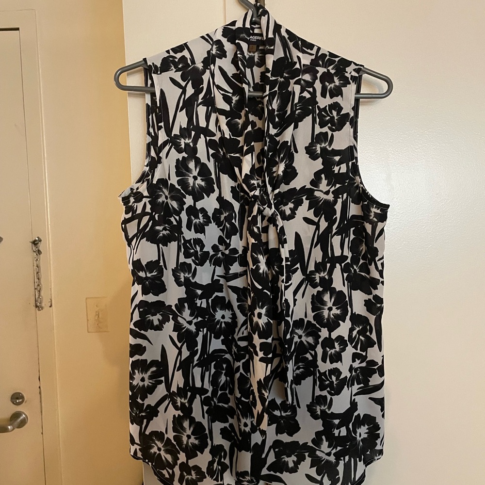 New York & Company Black and White Sleeveless Tie Front Blouse